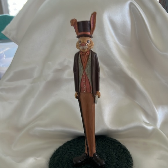 Collectible Stick Easter Rabbits (VGUC) - Picture 2 of 6